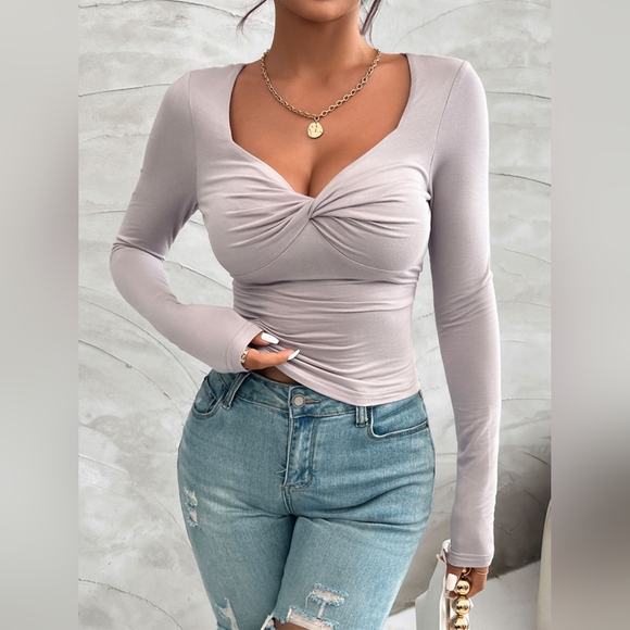 Twisted Long Sleeve T-Shirt Top Back To School SALE!! - Picture 2 of 9